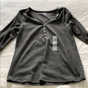 2 light sweater tops from old navy